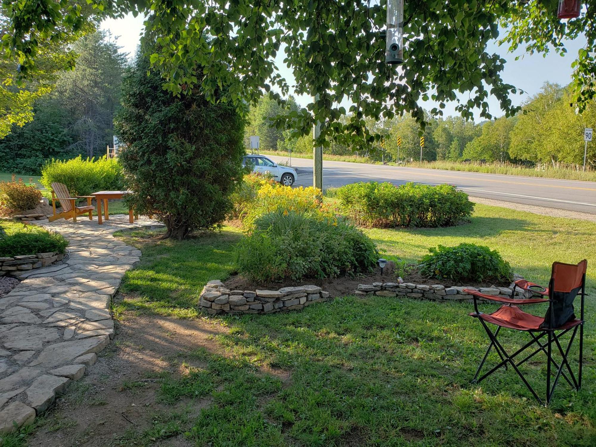 Résidence Touristique Les Bouleaux Petit-Saguenay Extérieur photo